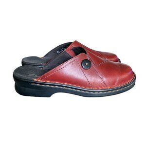 Clarks Shoes Women’s Sz 8 Red Leather Slip On Slide On Flats Open Back Loafer